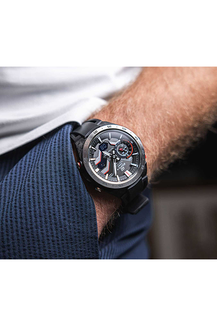 Casio-sat-ECB-2200P-1AEF-ruka