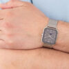 casio-sat-MTP-M305M-8AVER-ruka